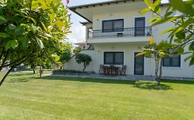 Wonderful House In Leptokarya